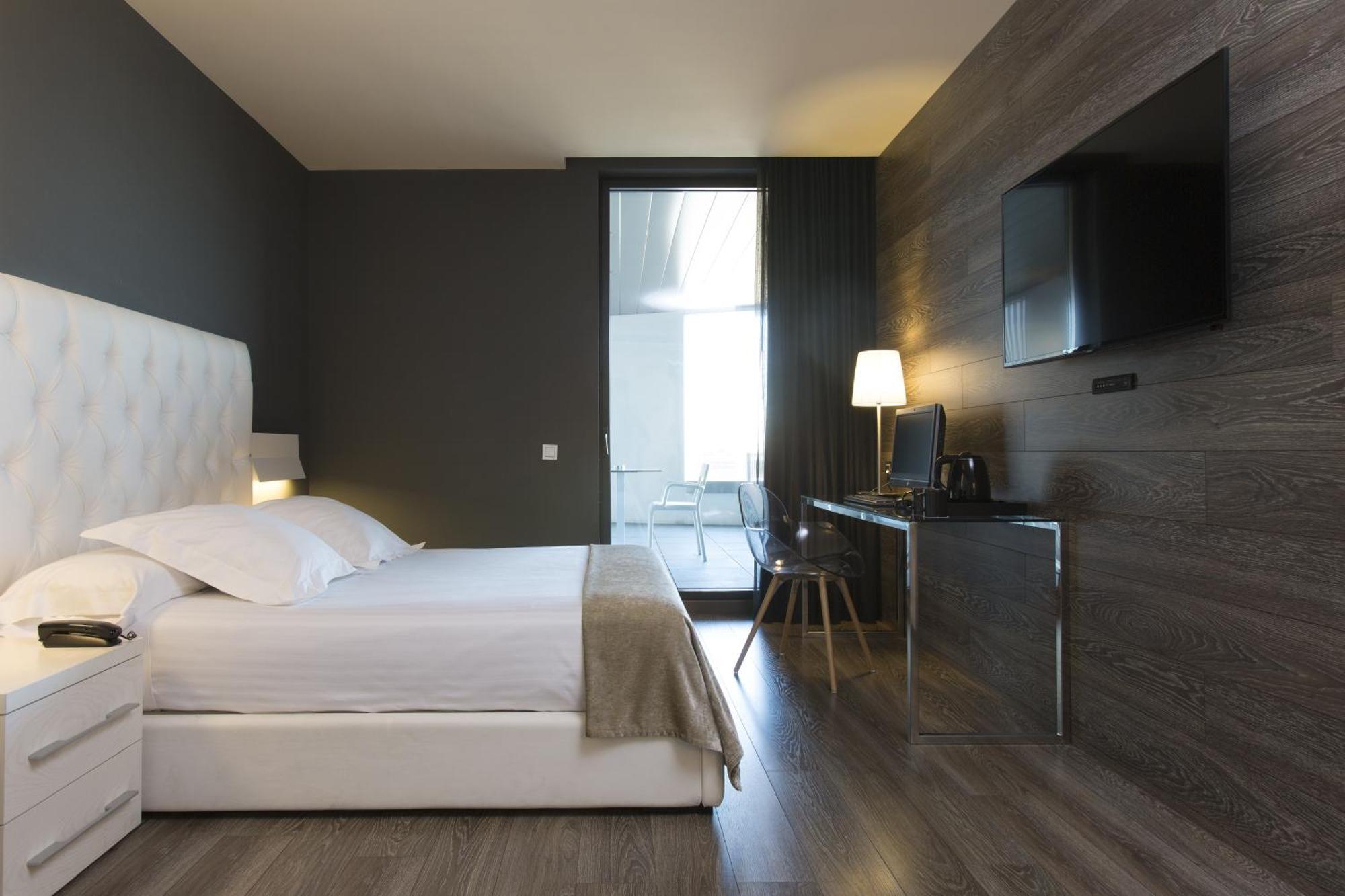 Hotel Sb Plaza Europa L’Hospitalet de Llobregat Zewnętrze zdjęcie